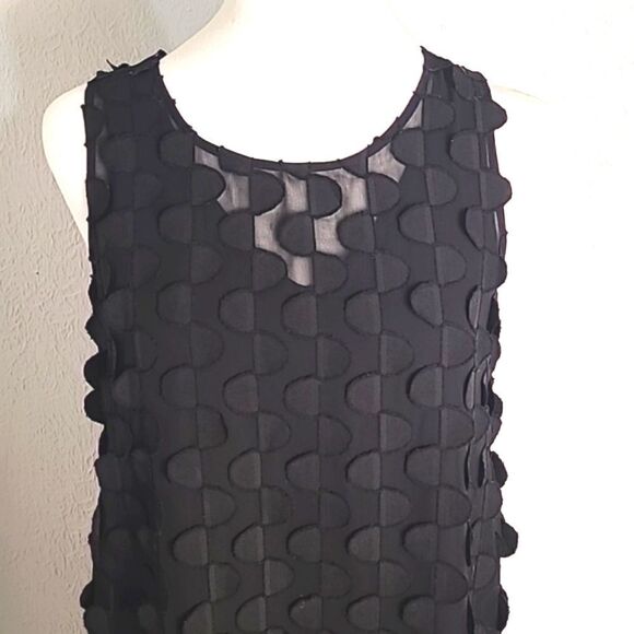 Nic + Zoe Sleeveless Black Dress with Scalloped Overlay, Size PP, NWOT - Picture 2 of 8